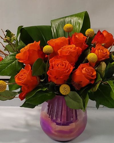 <p>Beautiful 1 dozen roses of any color for any occasions.</p>
